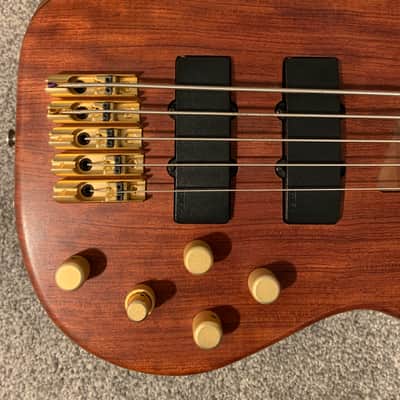 Peavey Cirrus 5-String Bass 2006 USA - Bubinga and Walnut image 10