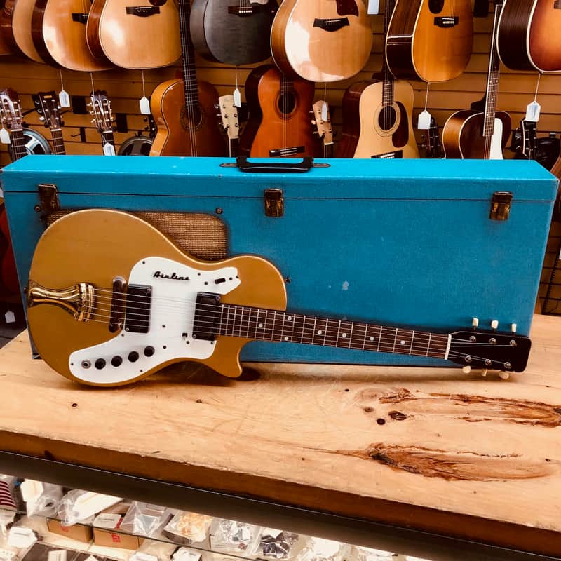 Airline 7214 1960's Mini Electric Guitar with 5-Watt Amp Case image 1