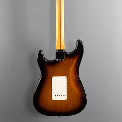 Fender American Vintage II 1957 Stratocaster - Two Color Sunburst image 4