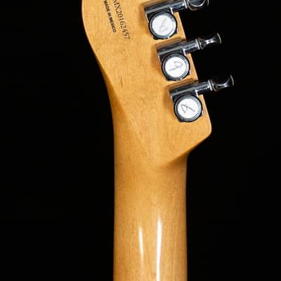 Fender Chrissie Hynde Telecaster Rosewood Fingerboard Ice Blue Metallic (717) image 6