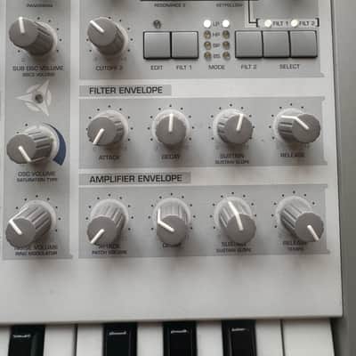 Access Virus TI Polar 37-Key Digital Synthesizer 2005 - White image 8