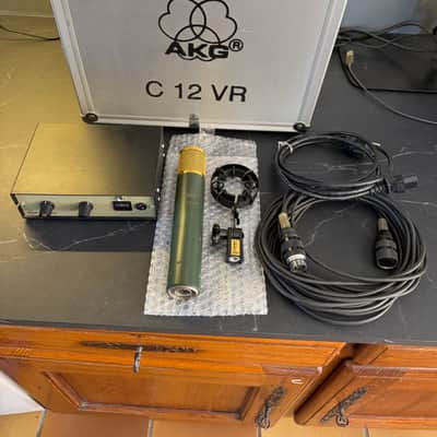 AKG C12 VR 1998 - Gold and green image 1