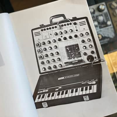 Fully serviced '79 EMS VCS-3 Mk2 Analogue Synthesizer w/ DK2 & Informational Booklet / Manual 🇬🇧 image 19