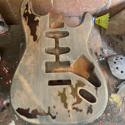 Stratocaster Body - Rory Gallagher tribute - Super Heavy Relic - 100% handcrafted in Italy - nitro image 4