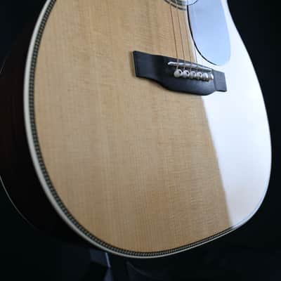 Martin Standard Series 00-28 #706 image 11