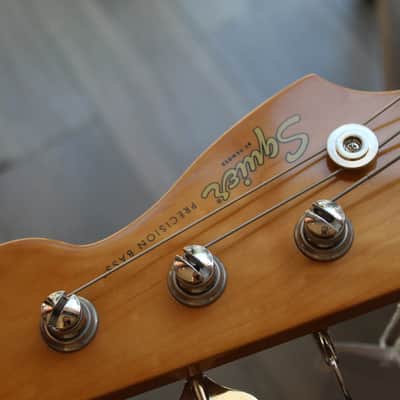 SQUIER "Classic Vibe '60s Precision Bass Olympic White" 4, 04 KG image 6