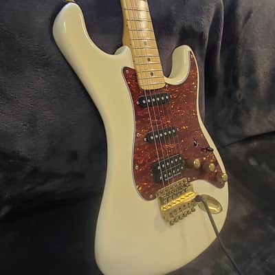 Kramer USA Pacer HSS Rockinger Brass Bridge 1983 Cream image 3