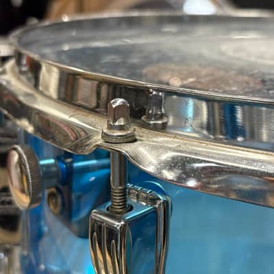 Ludwig 5x14" Vistalite Acrylic 10-Lug Snare Drum with P-85 Strainer 1970s - Blue image 4