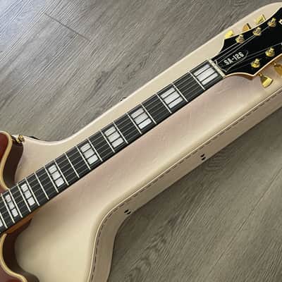EVH SA-126 Special QM - Tobacco Sunburst EVH SA-126 Special Semi-Hollow Electric guitar - UNPLAYED in Case image 17