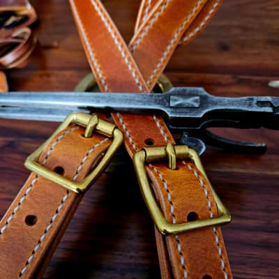 Hand Made, Hand Stitched Guitar strap "Rockatansky" in Burnt Tan & Cream - Vegetable Tanned Leather image 3