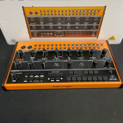 Behringer Crave Analog Semi-Modular Synthesizer