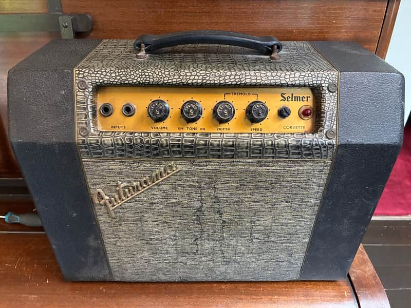 Selmer Futurama Corvette 1965 - Faux crocodile skin image 1