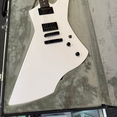 ESP LTD James Hetfield Signature Snakebyte Electric with Case Pre Owned image 3