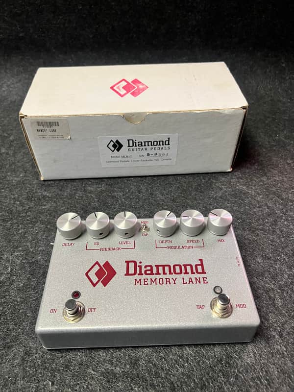 Diamond Memory Lane V1 - rare version with 1/4 and 1/8 switch image 1