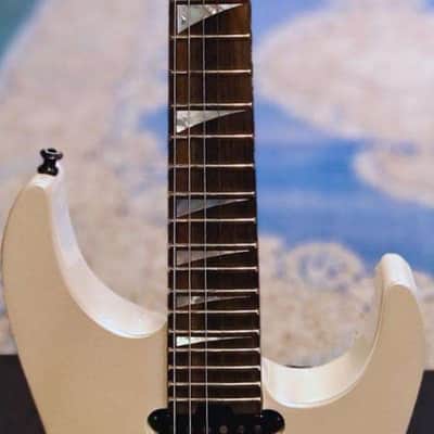 Jackson American Series Soloist SL3 Platinum Pearl JAS2201597 image 5