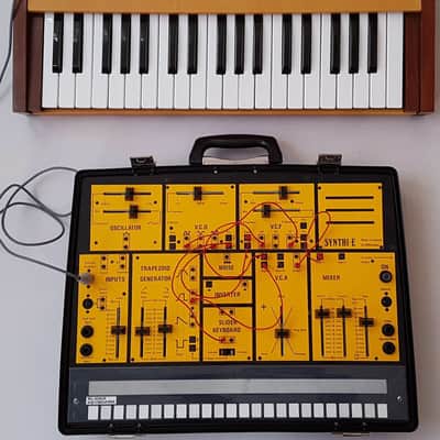 EMS SYNTHI E 1978 Yellow image 4