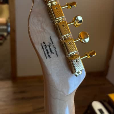 Squier 40th Anniversary Gold Edition Telecaster 2022 - Present - Sherwood Green image 8