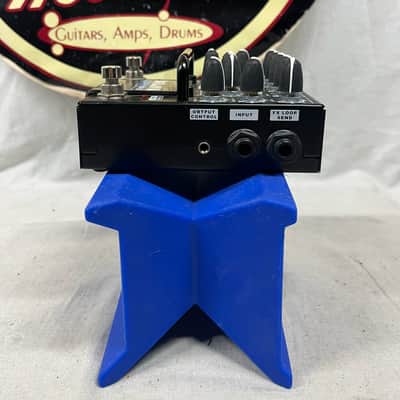AMT Electronics SS-30 Bulava JFET Guitar Preamp Pedal with Power Supply + Box image 4