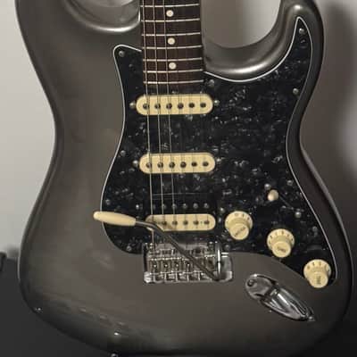 Fender 70th Anniversary American Professional II Stratocaster 2023 image 2