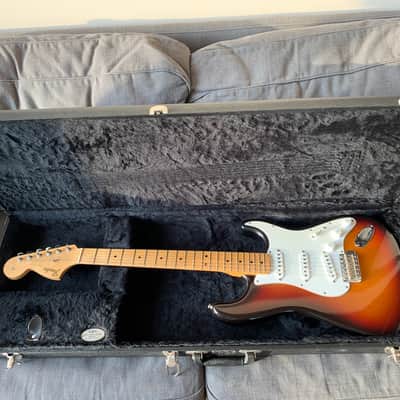 Fender Stratocaster Voodoo 2001 - Sunburst image 22