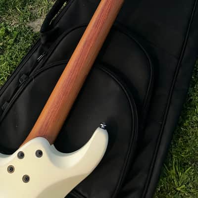 Ibanez ICHI10-VWM Ichika Nito Signature Quest 2021 - Vintage White Matte image 7