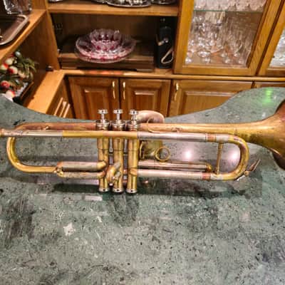 SVintage Soviet Bb Trumpet “Pompovaya Truba” No. 3461 — Moscow Musical Instrument Factory — 1970s — Brass & Silver Finish with Original Velvet Case image 5