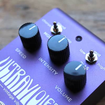 STRYMON "Ultraviolet Vintage Vibe" image 8