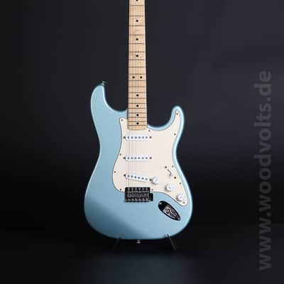 Fender Stratocaster Mexico Standard Serie 2002 - Agave blue image 1