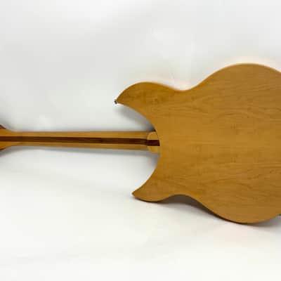 Rickenbacker 330 2001 - Mapleglo w/ Original Case image 8