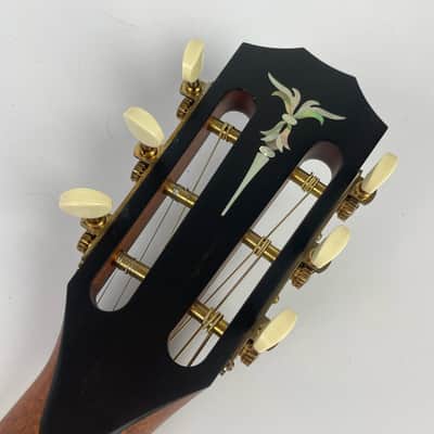 Taylor XXX-BE 2004 - Natural 30th Anniversary. Brazilian Rosewood, Highly inlaid top of the line trim , with Original Hardshell Case.... Minty image 10