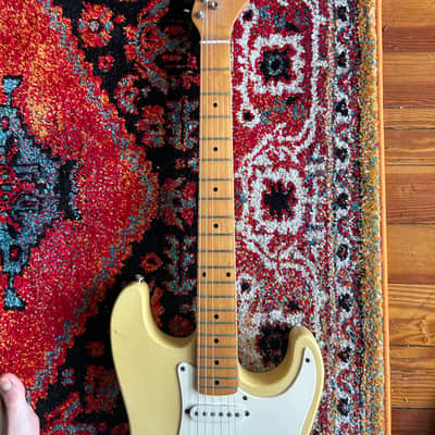 Harmony H80T 1980’s Strat image 3
