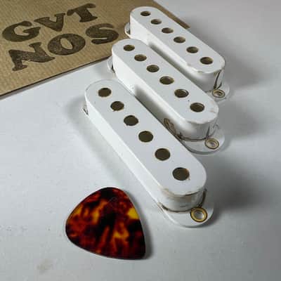 General Vintage Tone  1958 / 1959 True Vintage Stratocaster pickup covers “ hips “ Aged White  Aged image 5