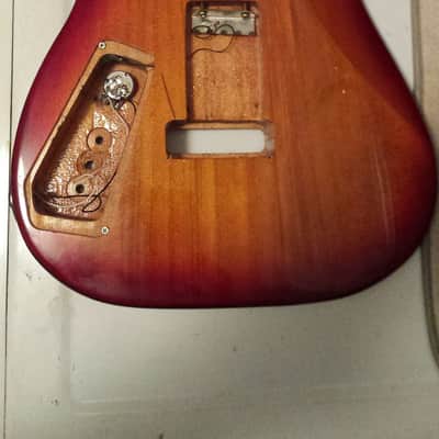 Kramer DC-2 Guitar body 1987 Cherryburst RARE Pacer series image 3