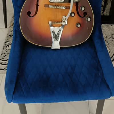 Martin Electric guitar 1965 - Varnish image 1