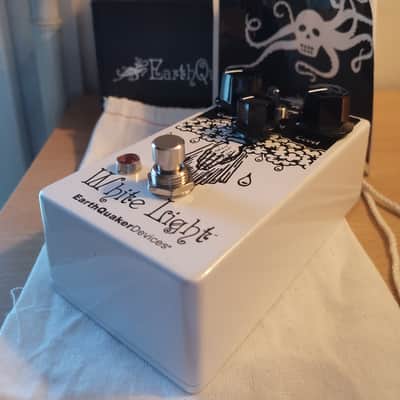 EarthQuaker Devices White Light Overdrive Legacy Reissue 2023 - White / Black Print image 9