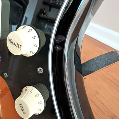 Fender Player II Jazzmaster 2024 - Present - 3-Color Sunburst image 3