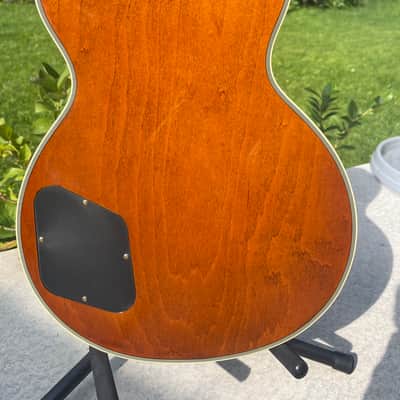 Epiphone Lee Malia Signature Les Paul Custom Artisan - Walnut - Mint / New Old Stock - Gibson Pickups image 6