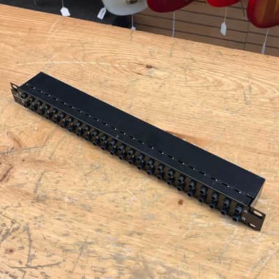 Neutrik NYS-SPP-L1 24-Point Patchbay image 4