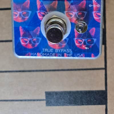 Noisemaker Effects Dead Hipster Overdrive 2010s - Graphic image 1