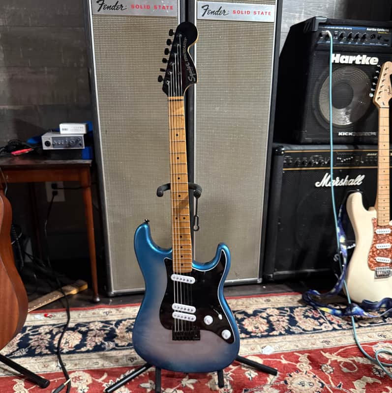 Squier Contemporary Stratocaster Special 2021 - Present - Sky Burst Metallic image 1