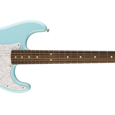 FENDER LIMITED EDITION TOM DELONGE SIGNATURE STRATOCASTER - DAPHNE BLUE image 2