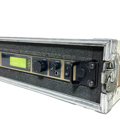 Shure UR4D H4 Package W/Case #1100 (One)THS image 3
