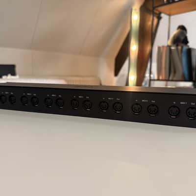 iConnectivity Mio10 Advanced USB MIDI Interface imagen 2