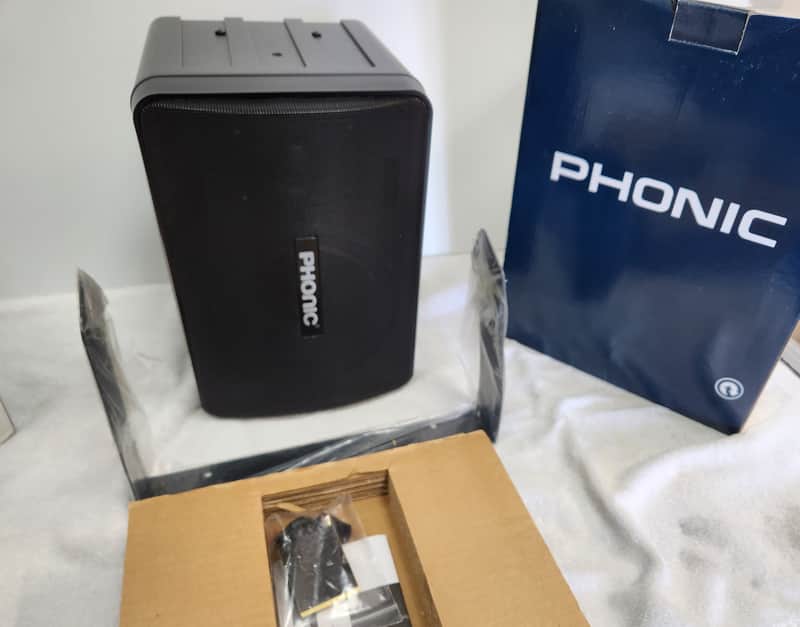 PHONIC MODEL SEp207 POWERED 6 1/2" 2-WAY MOLDED SPEAKER (PAIR) image 1