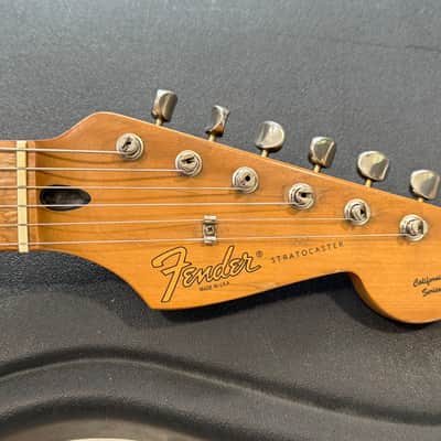 1997 Fender California Series Alder Sunburst Stratocaster with Fender Hard Case image 3