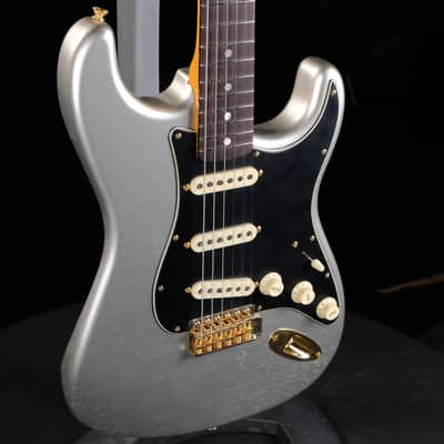 2024 Fender Limited Edition 1965 Dual-Mag Stratocaster Journeyman Relic with Closet Classic Hardware - Aged Inca Silver image 3