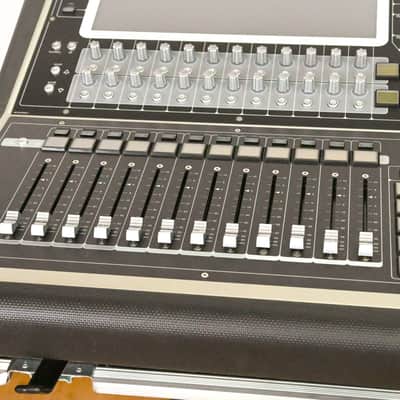 DiGiCo SD5 Digital Mixing Console w/ Waves Card, ST Optical & Road Case CG0105C *ASK FOR SHIPPING* image 10
