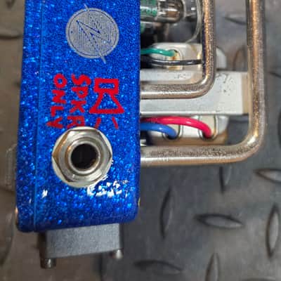 Zvex Nano Head 1/2 watt Amplifier Pedal sized Amp Hand Painted Myrold image 7
