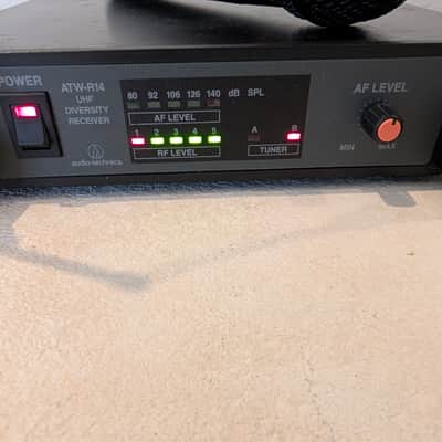 Audio-Technica ATW-R14 UHF Diversity Wireless Receiver w/ ATW-T52 Handheld Mic – Tested image 3