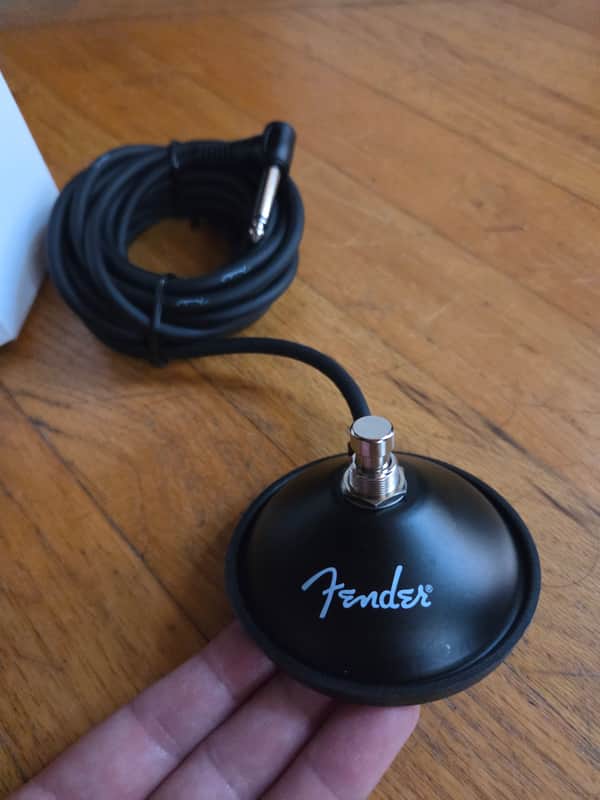 Fender 099-4049-000 1/4" Single Button Footswitch - 12' 2010s - Black image 1
